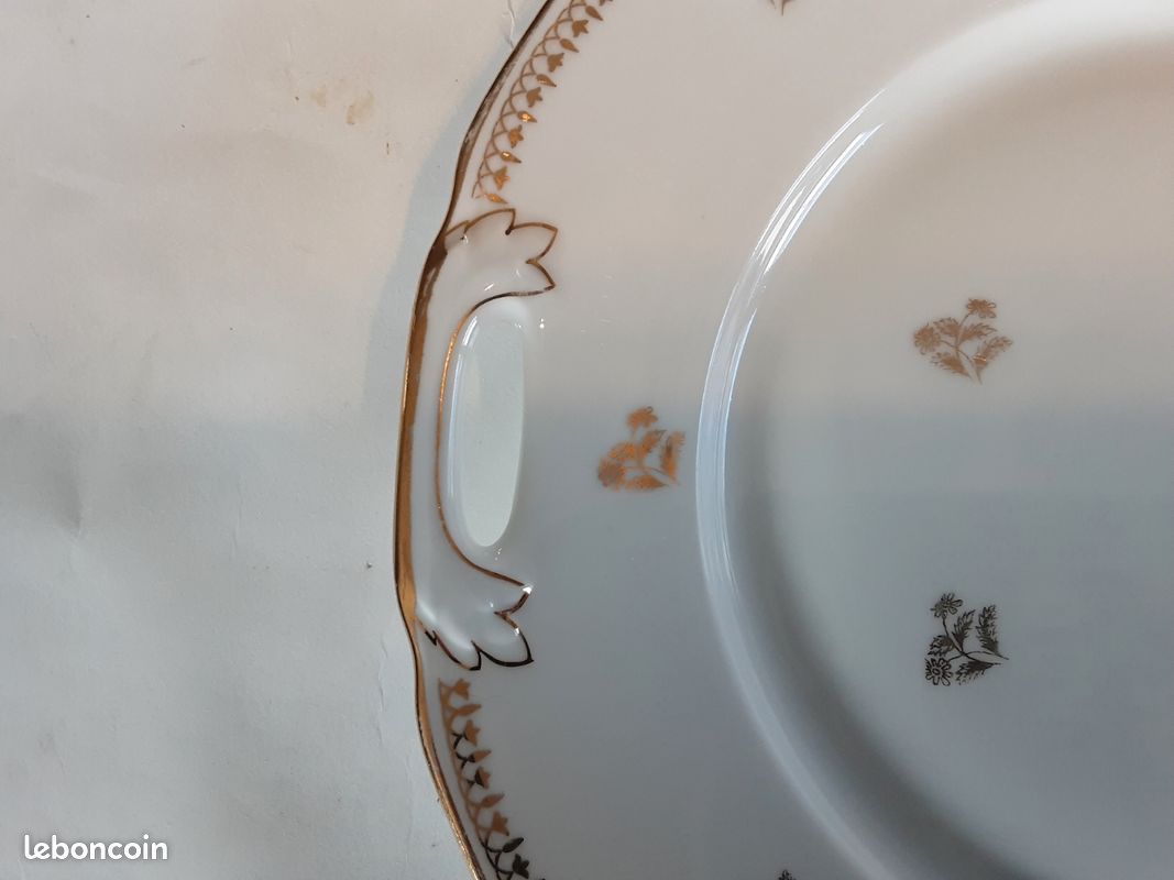 Service dessert porcelaine de Limoges, un plat de service 27cm et 8 assiettes à dessert 18 cm très finement décorées (image 3)