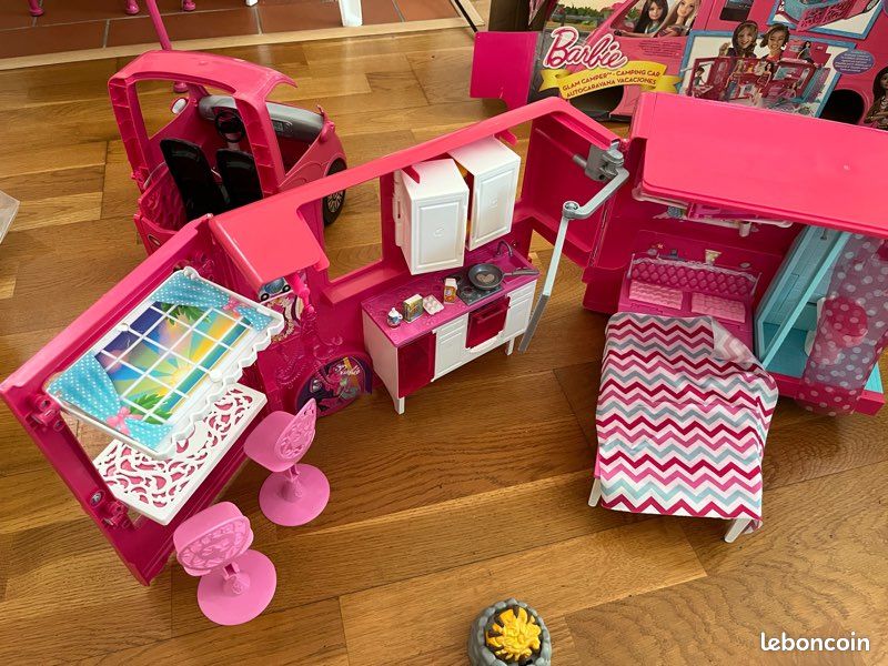 Camping car Barbie (image 5)