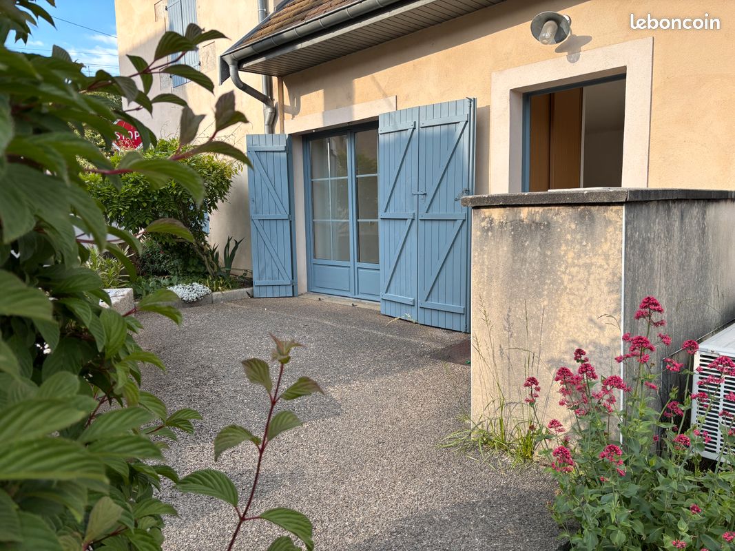 Appartement 4 pièces 79 m² · à Boussières · 79 m² · 980 €/mois