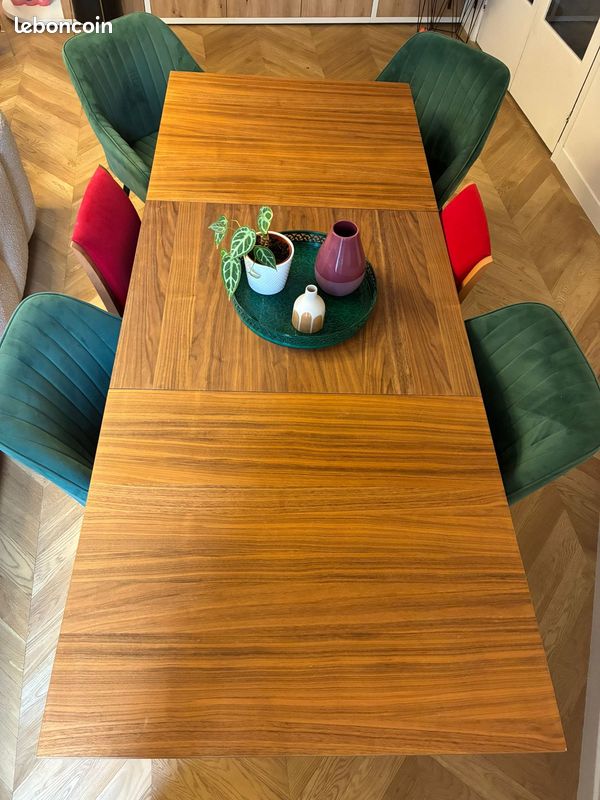 Table à manger 150cm extensible WATFORD Noyer - 6/8pers (image 2)
