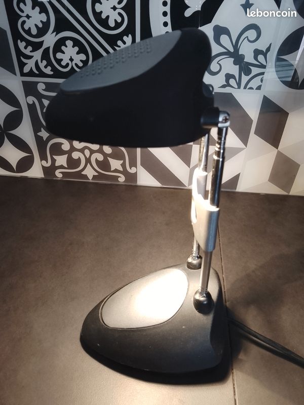 Lampe design (image 1)