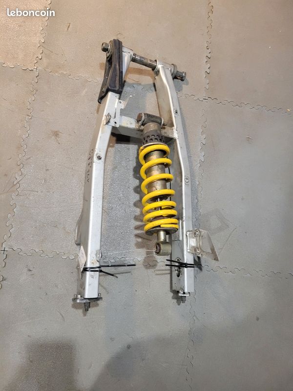 Vis Rondelle Yamaha 90119-06163 - Pour Carénage TDR125, Bras Oscillant YZF750R, Etc.