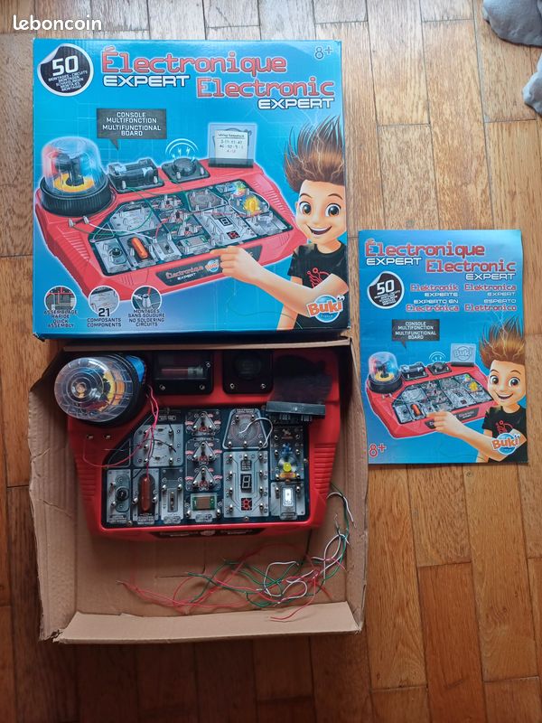 Electronique Expert - Un jeu Buki France - Boutique BCD JEUX
