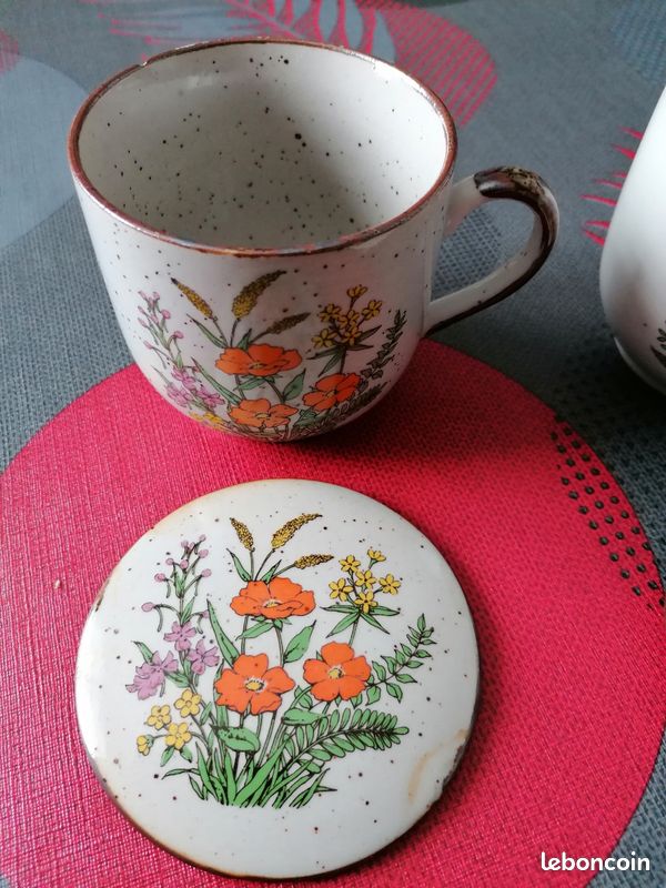 2 mugs avec couvercle (image 3)