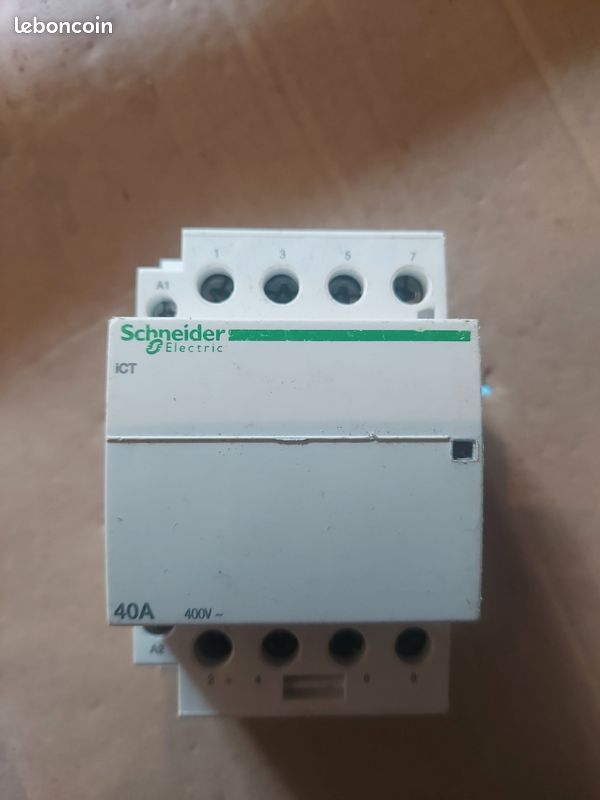 Contacteur Schneider 40A (image 1)