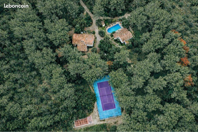 Maison 15 pièces 350 m² · à Grans · 350 m² · 1 870 000 €