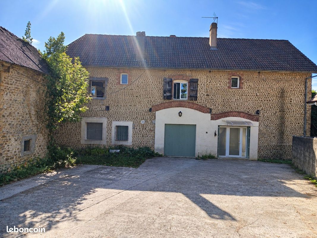 Appartement 4 pièces 110 m² · à Serres-Morlaàs · 110 m² · 254 000 €
