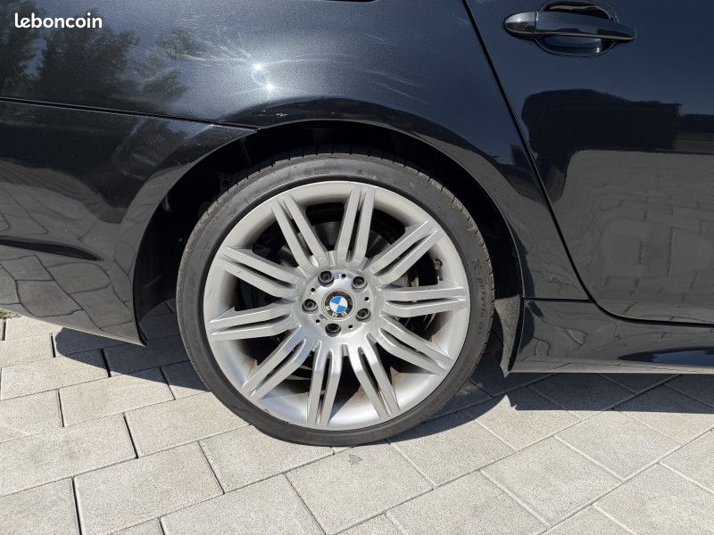 Bmw SERIE 5 (E60) 523I 177CH LUXE - CLIM - SUIVI BMW - GARANTIE 12 MOIS (image 24)