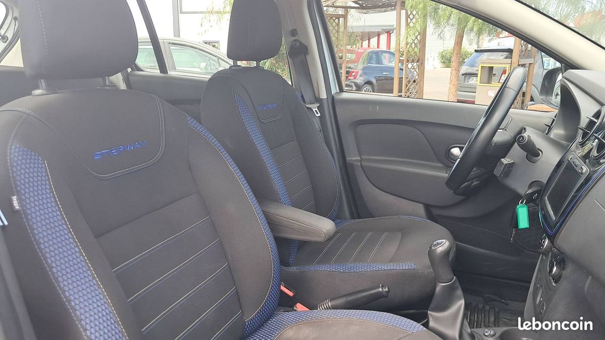 Dacia Sandero 1.0 ECO-G 100 Stepway Confort (image 28)