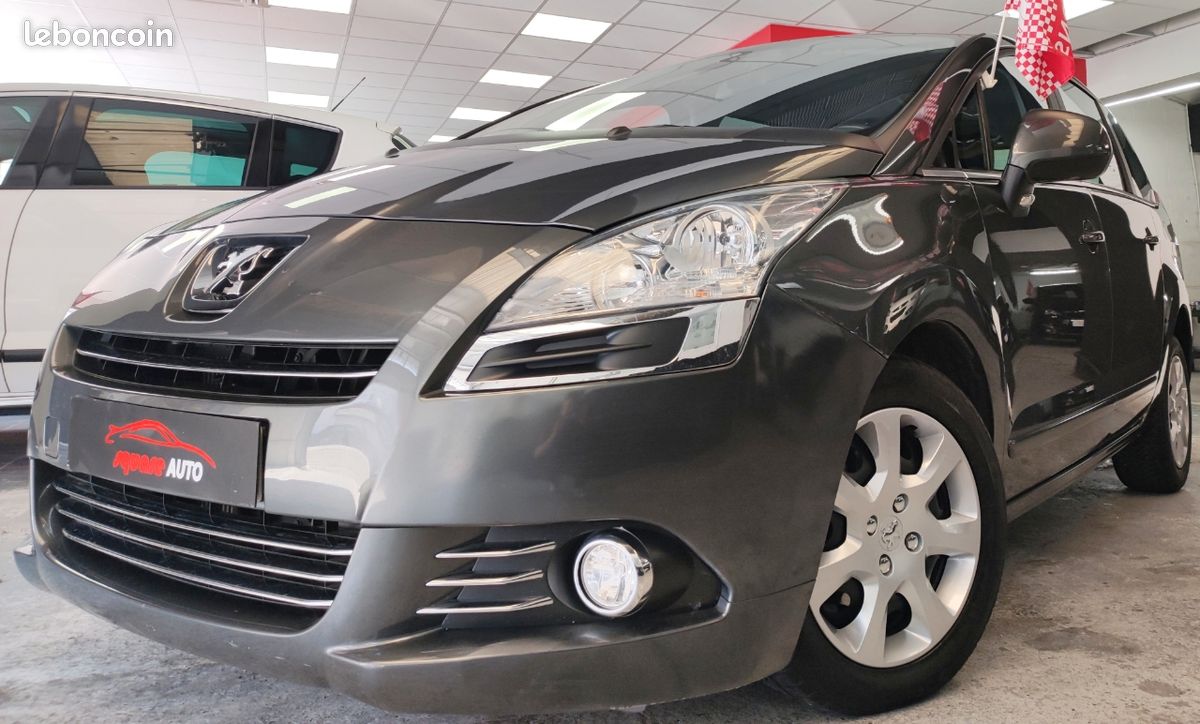 Peugeot 5008 1.6 HDi (image 1)