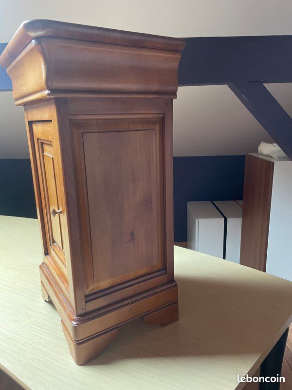 Chevet merisier marque M&B (image 3)