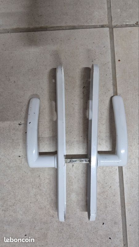 Poignées blanches (image 2)