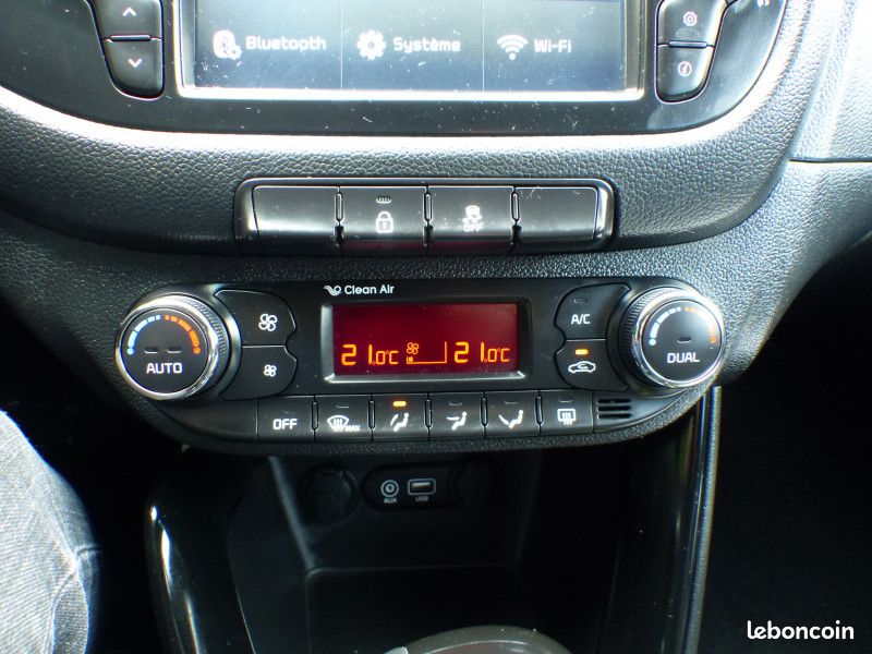 Kia CEE'D 1.6 CRDI 136CH GT LINE DCT (image 25)