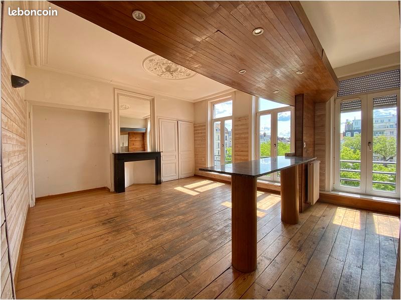 Appartement 3 pièces 65 m² · à Lille · 65 m² · 990 €/mois