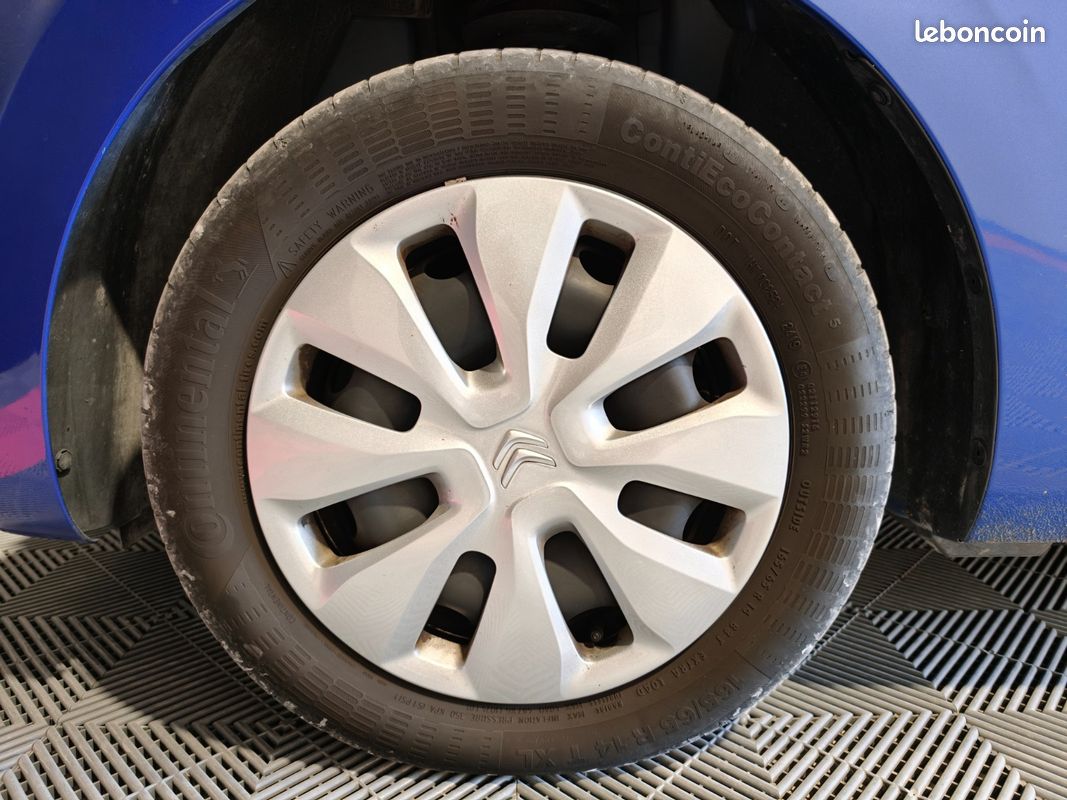 CITROEN C1 VTi 72 ch Feel / RADARS DE RECUL ARRIERE / CLIM MANUELLE / LIMITEUR DE VITESSE / MOTEUR A CHAINE (image 9)