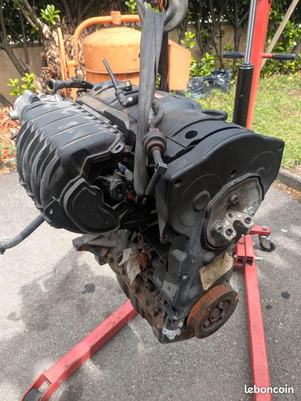 Moteur 1.6 16 v PSA (image 2)