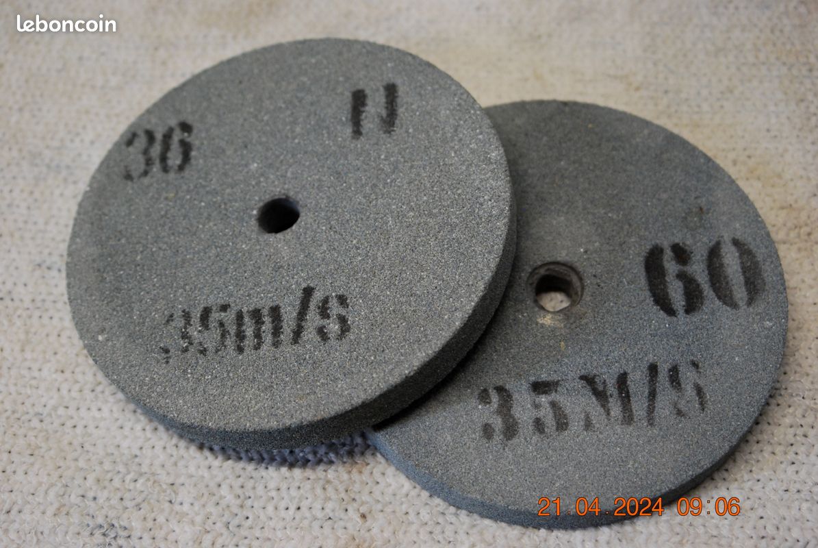 Lot de 2 meules tous métaux (image 1)