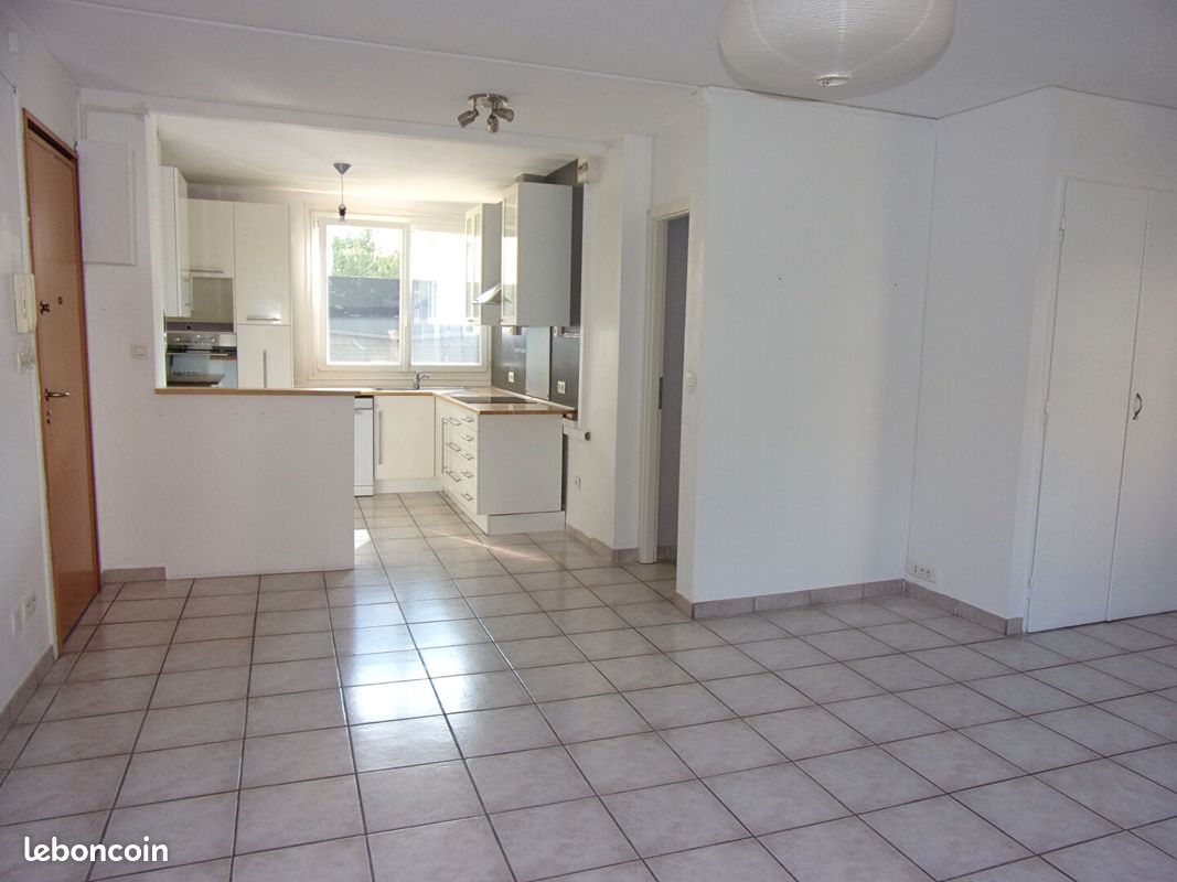 Appartement 5 pièces 81 m² · à Lyon · 81 m² · 305 263 €