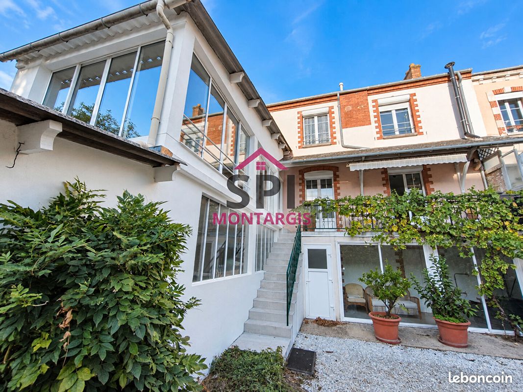 Maison 8 pièces 182 m² · à Montargis · 182 m² · 279 000 €