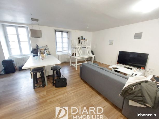 Immeuble 90 m² Argentré-du-Plessis