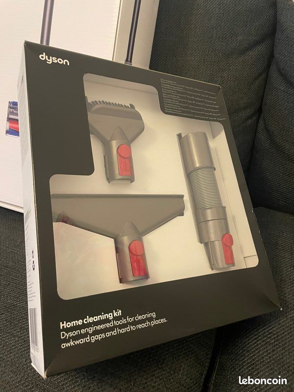 DYSON Cleaning Kit (image 1)