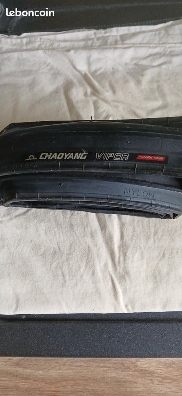 Chaoyang Pneu de route Viper 700C x 28, Noir | Bikeinn