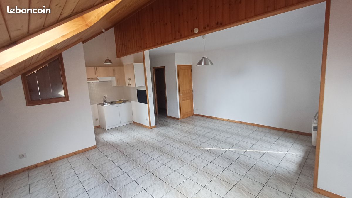 Appartement 2 pièces 50 m² · à Annecy · 50 m² · 960 €