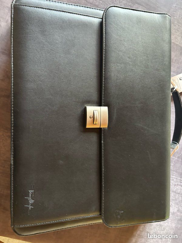 Porte documents Thierry mugler (image 1)