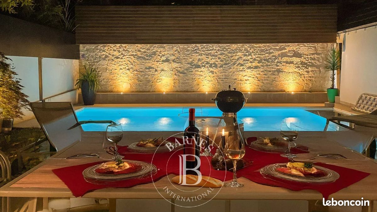 Maison 5 pièces 230 m² · à Périgueux · 230 m² · 810 000 €