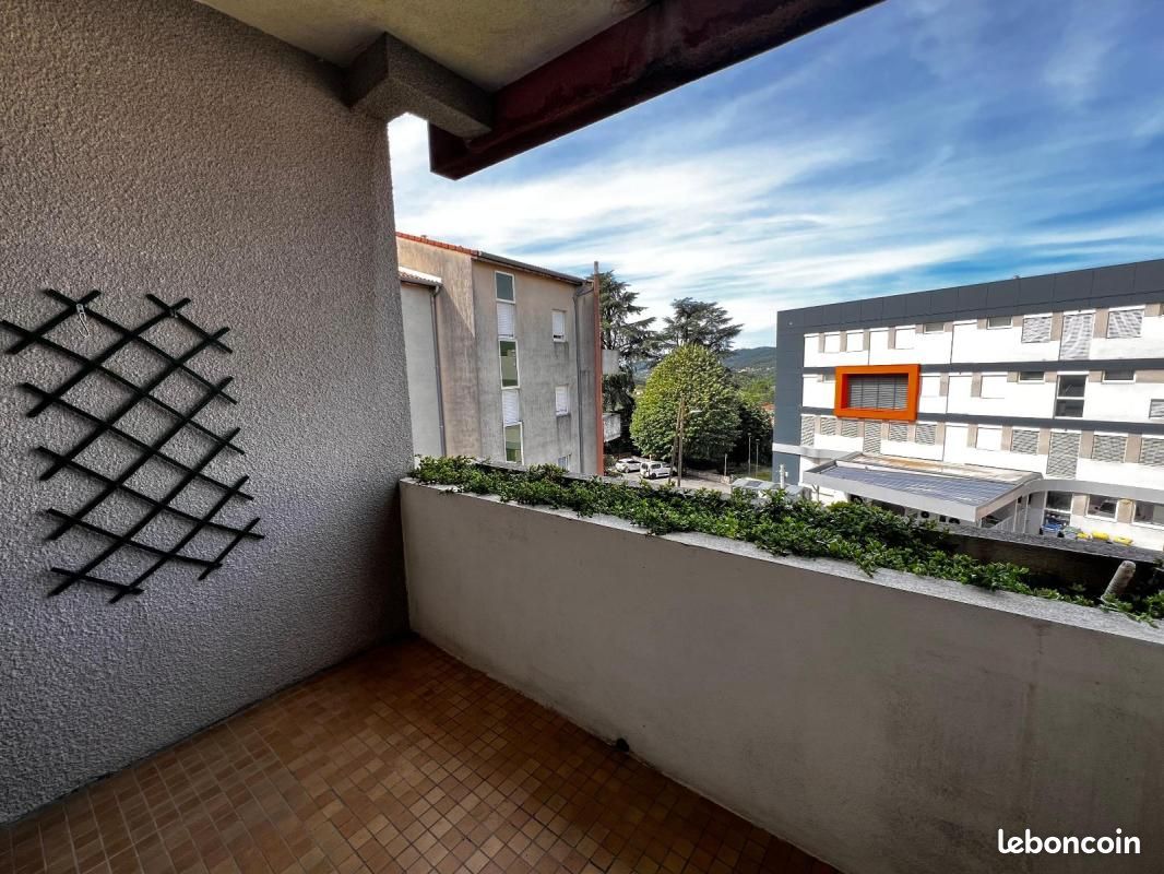 Appartement 2 pièces 60 m² · à Aubenas · 60 m² · 575 €