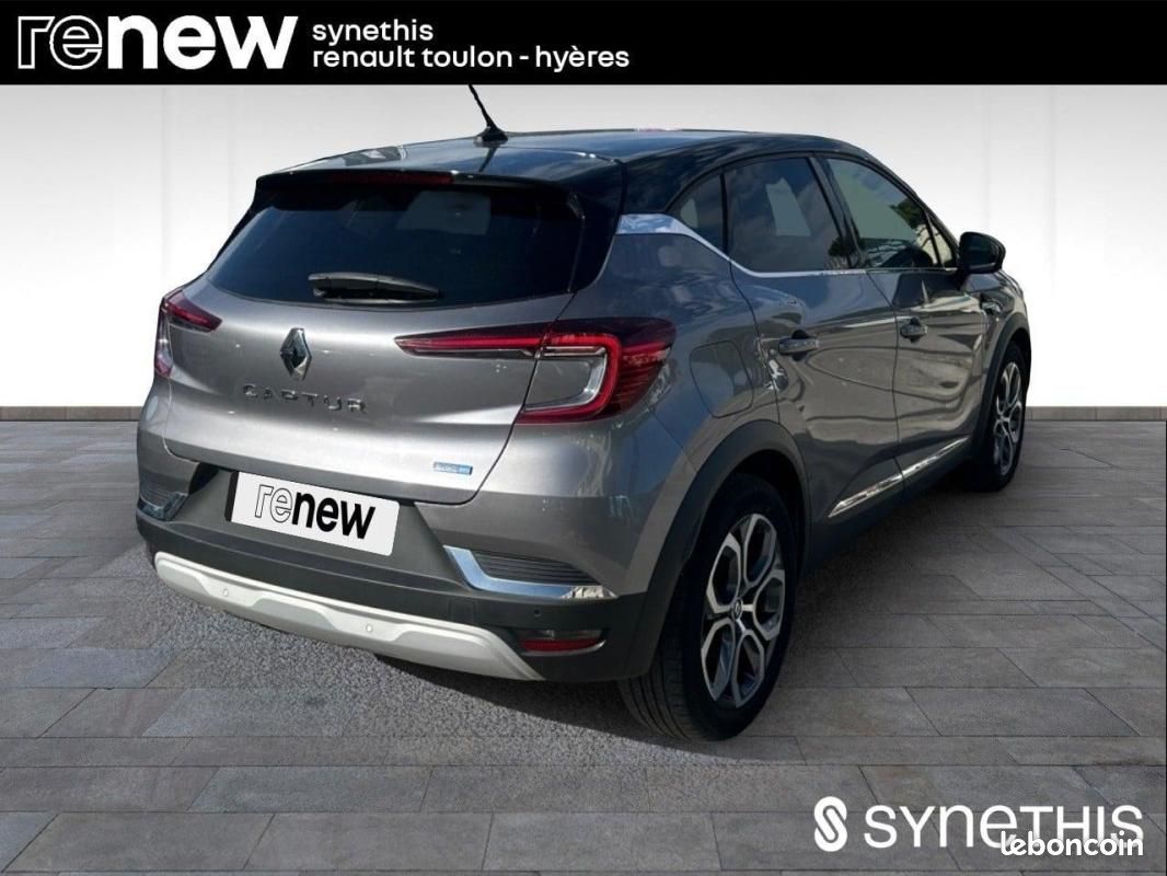 Renault Captur E-Tech 145 - 21 Intens (image 3)