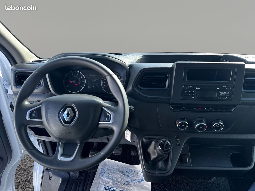 Renault master fgn trac f3500 l2h2 blue dci 135 confort (image 21)