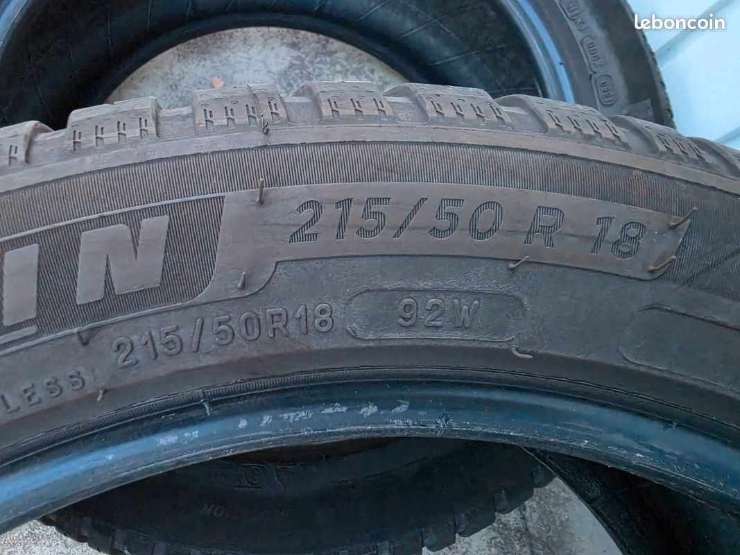 2 pneus 4 saisons 215/50/18 92W MICHELIN (image 2)