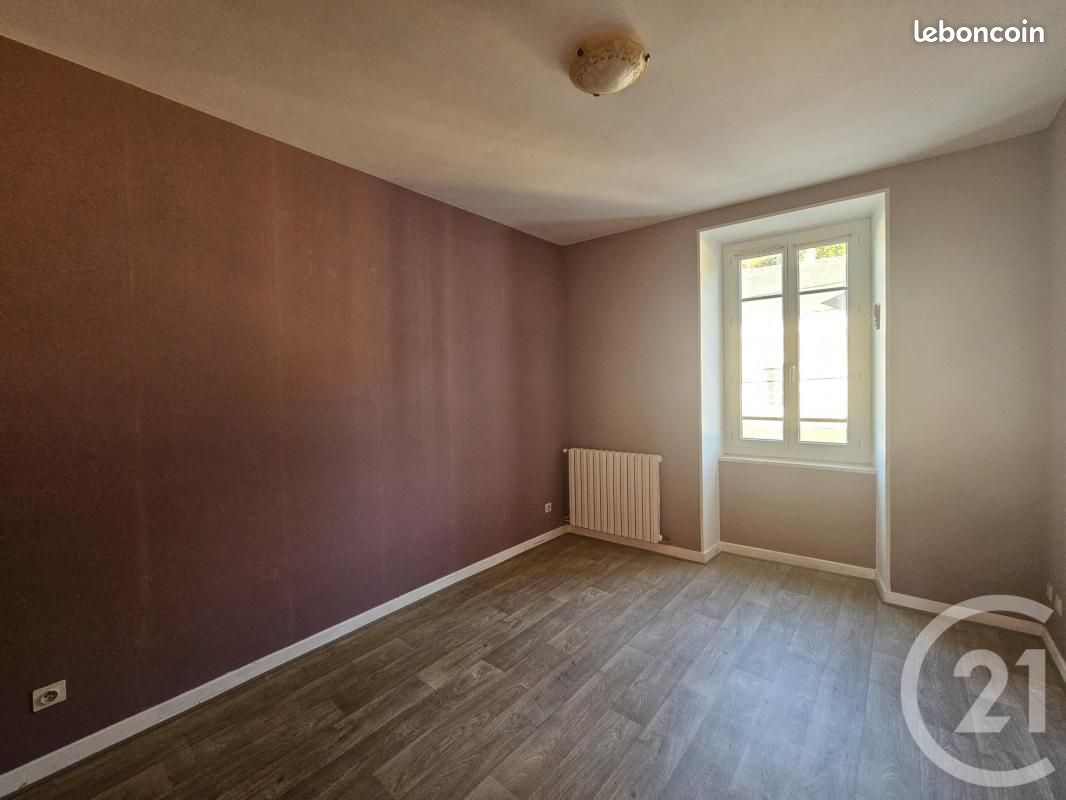 Appartement 3 pièces 76 m² · à Saint-Marcel · 76 m² · 530 €/mois