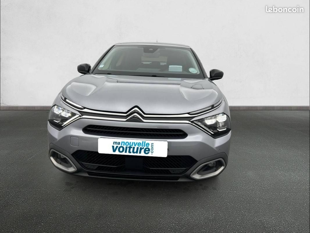 Citroën C4 BlueHDi 130 S&S EAT8 - Shine (image 2)