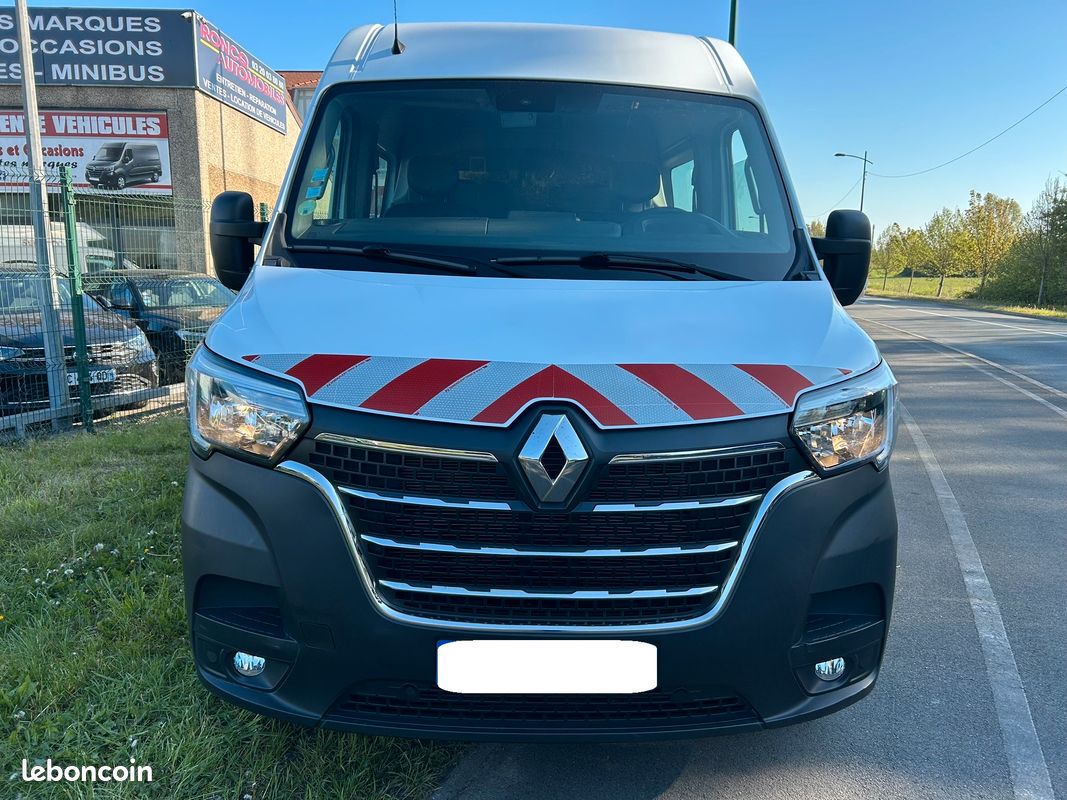 21 900 ht - renault master l3h2 cabine approfondie 6 places / clim / reg / tel / camera / feux auto / marche pied / int bois (image 2)