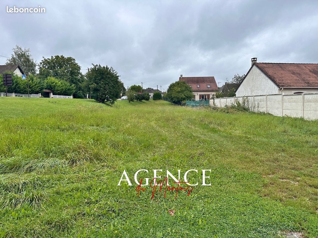 Terrain 993 m² · à Longueville · 993 m² · 77 000 €