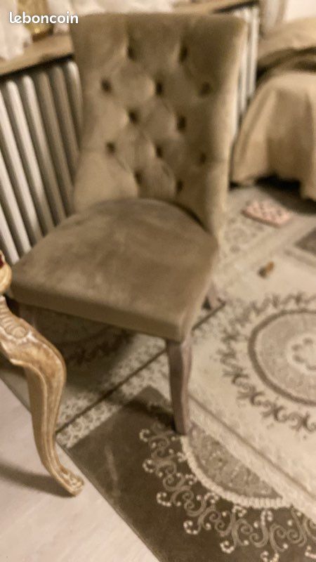 Chaises (image 1)