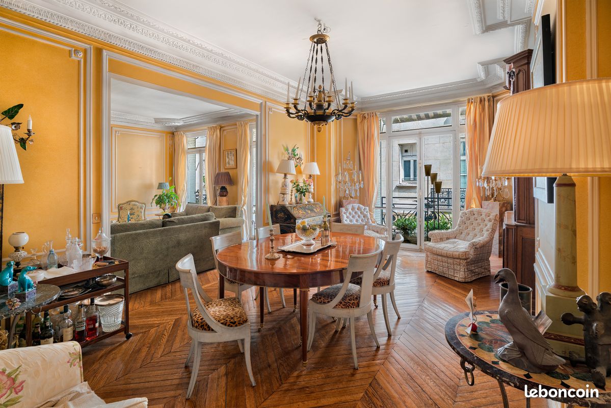Appartement 5 pièces 140 m² · à Paris · 140 m² · 1 695 000 €