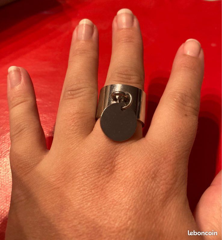 Grosse bague pampille en acier inoxydable neuve (image 2)