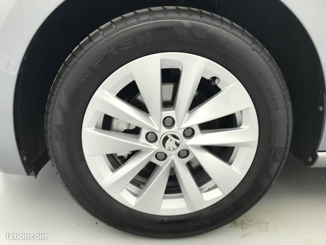 SKODA Scala 1.5 TSI Evo 2 150 ch DSG7 ACT Selection (image 8)