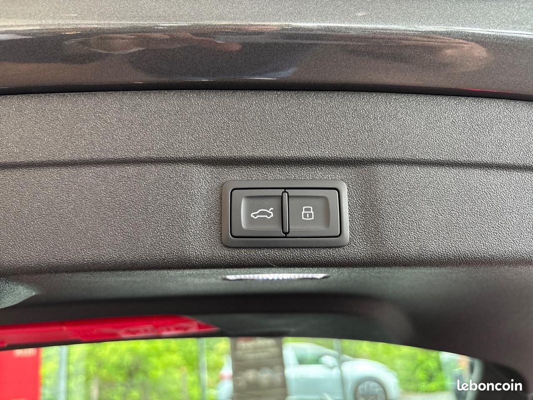 AUDI A5 Avant e-hybrid 299 ch S tronic 7 Quattro S line (image 21)