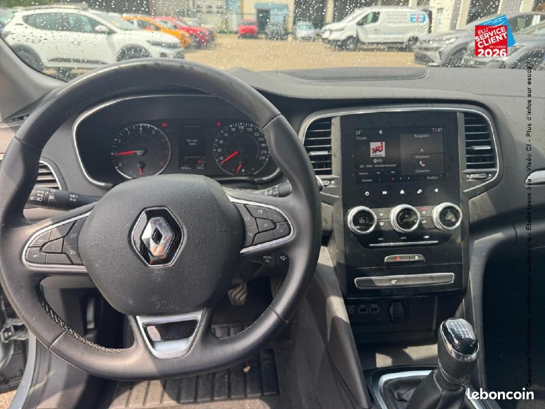 Renault Megane 1.3 TCe 140ch Evolution (image 17)