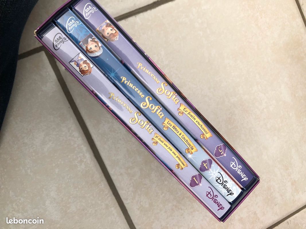 Coffret dvd Princesse Sofia (image 2)