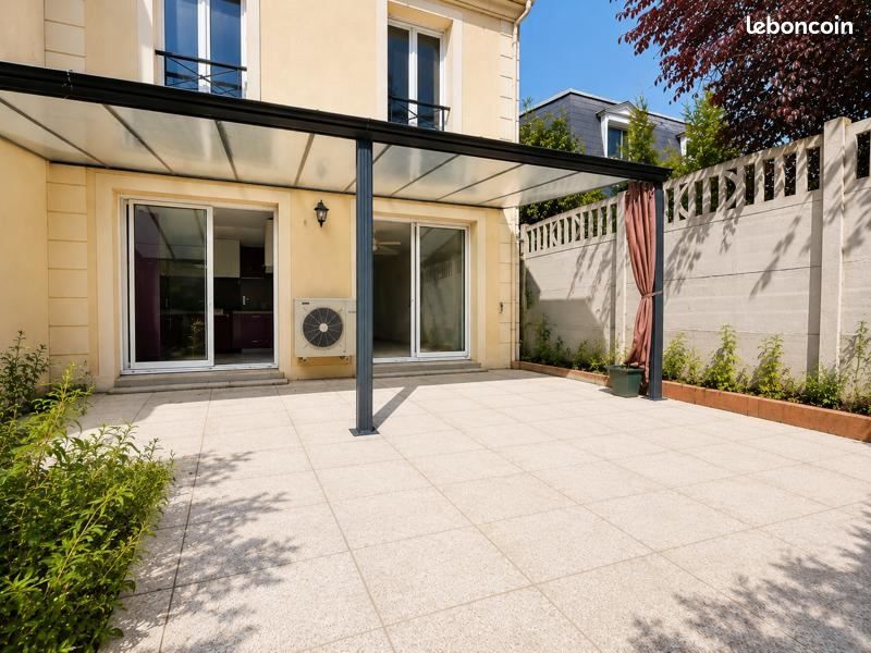 Maison 5 pièces 81 m² · à Mériel · 81 m² · 300 000 €