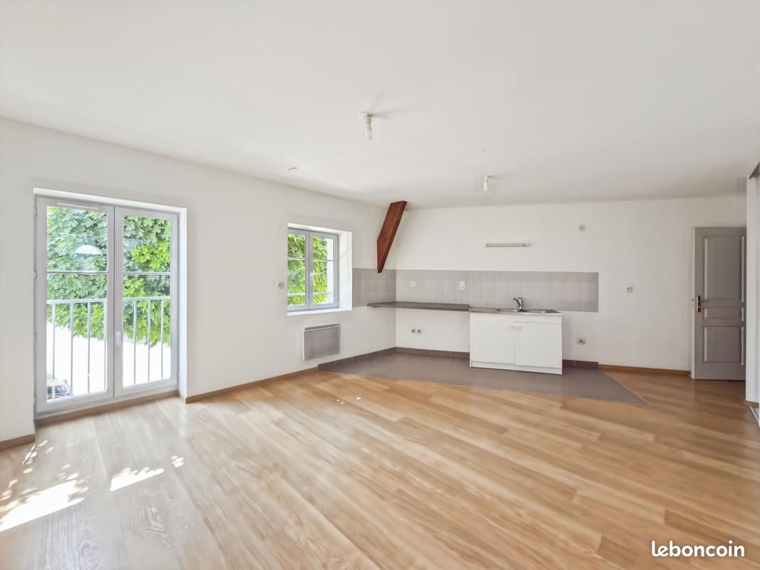 Appartement 1 pièce 41 m² · à Janville-en-Beauce · 41 m² · 581 €/mois