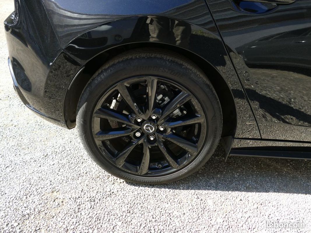 MAZDA MAZDA3 5 PORTES 2022 2.0 e-SKYACTIVE M-HYBRID 186 Ch EXCLUSIVE BVA (image 8)