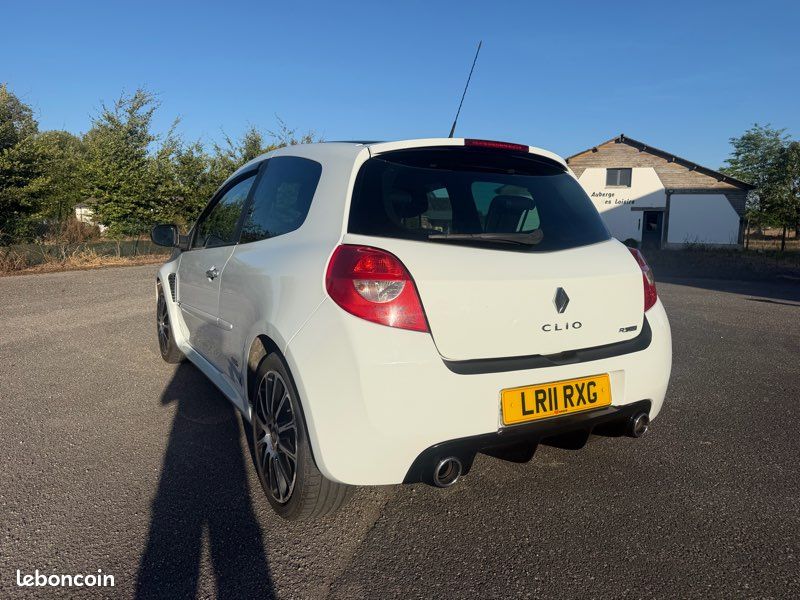 Toute pièces Clio 3 RS 203 CV GORDINI (image 2)