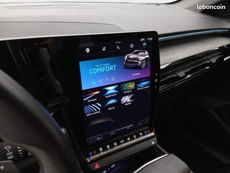 Renault Austral 1.2 E-Tech full hybrid 200ch Techno (image 21)