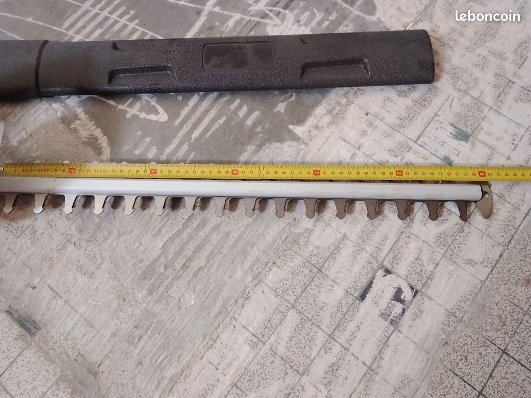 Taille haie de 60 cm électrique (image 1)